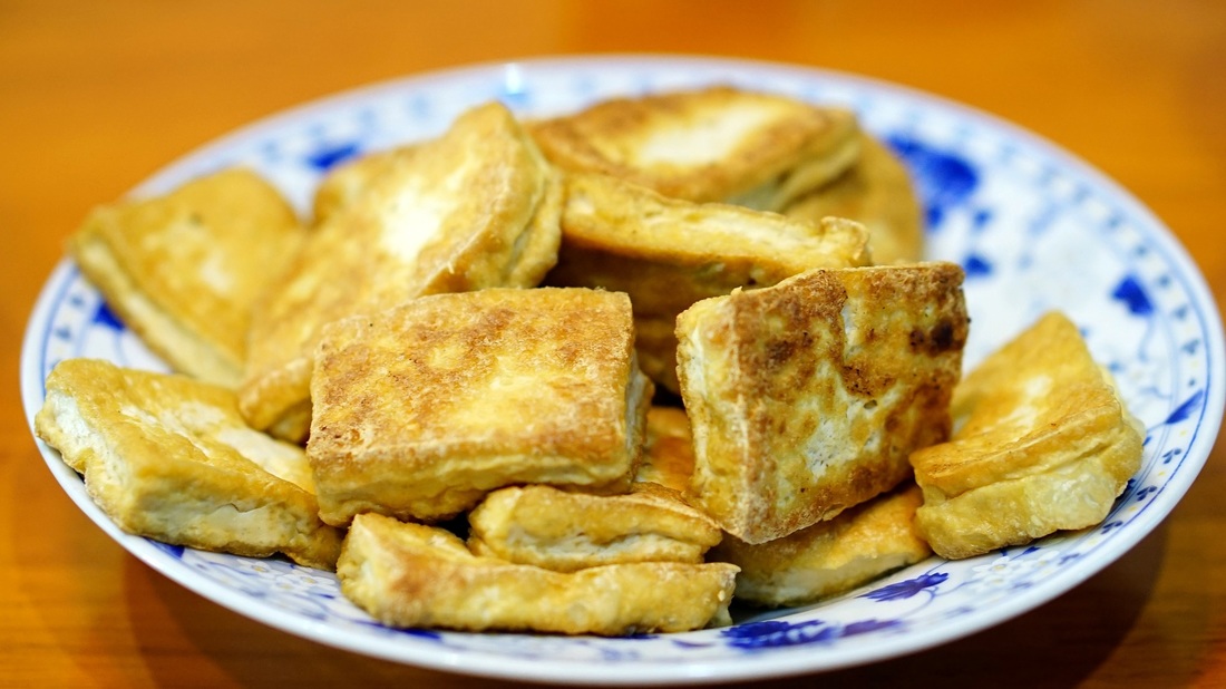 plate of crispy tofu